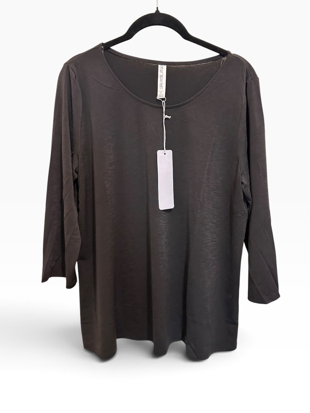 Dear Scarlett 3/4 Sleeve Scoop Neck Blouse in Black
